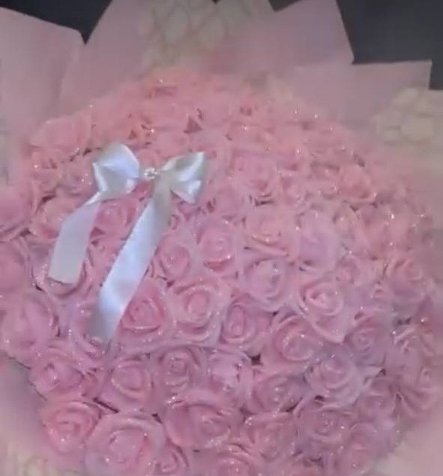 Sparkly Pink Rose Bouquet